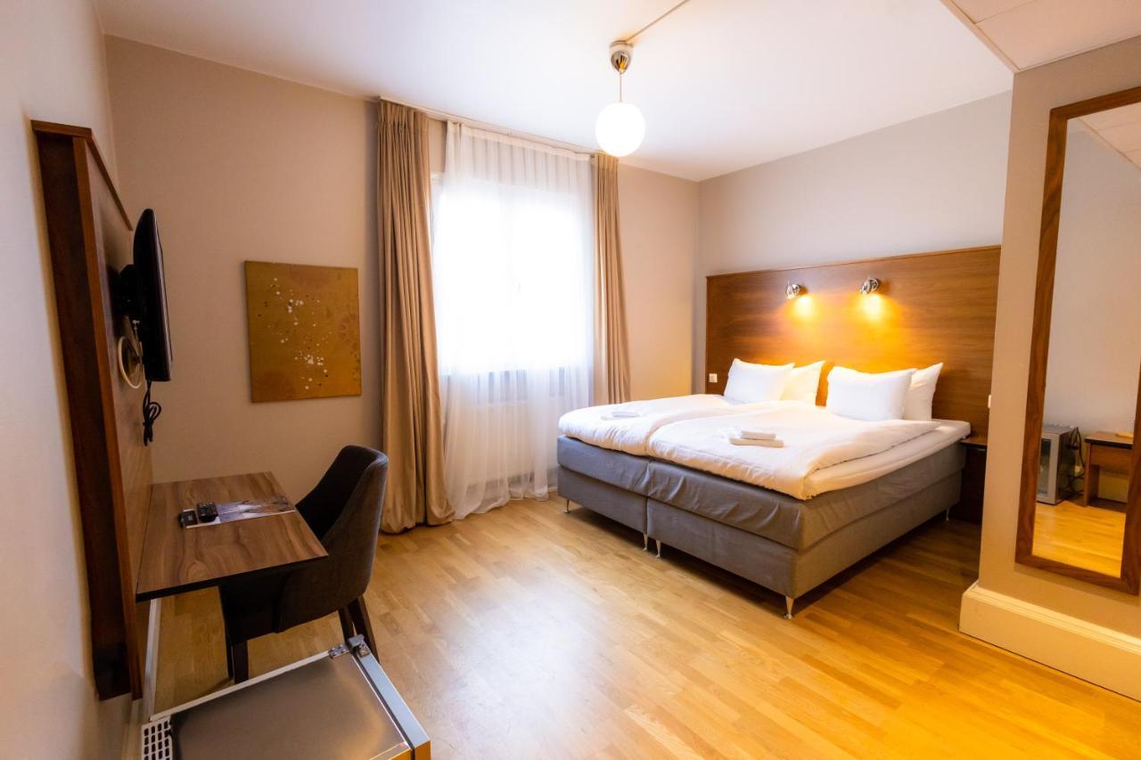 Hotell Hjalmar Örebro Extérieur photo